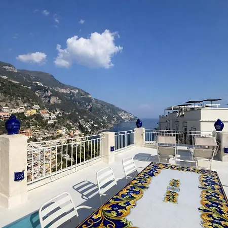 In Blue - La Terrazza Di Villa *