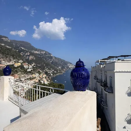 In Blue - La Terrazza Di Villa